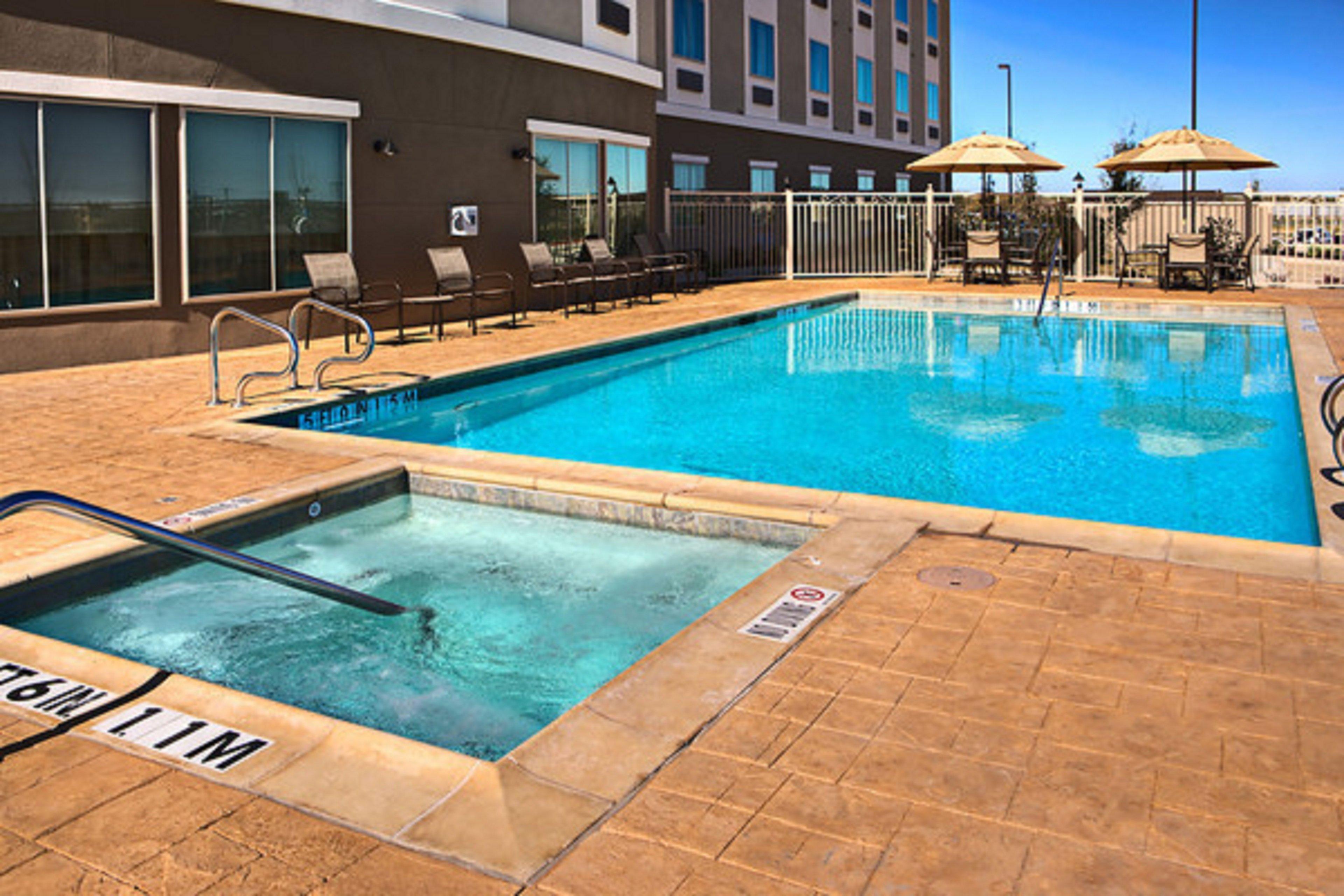 Holiday Express & By Ihg Hotel 3*