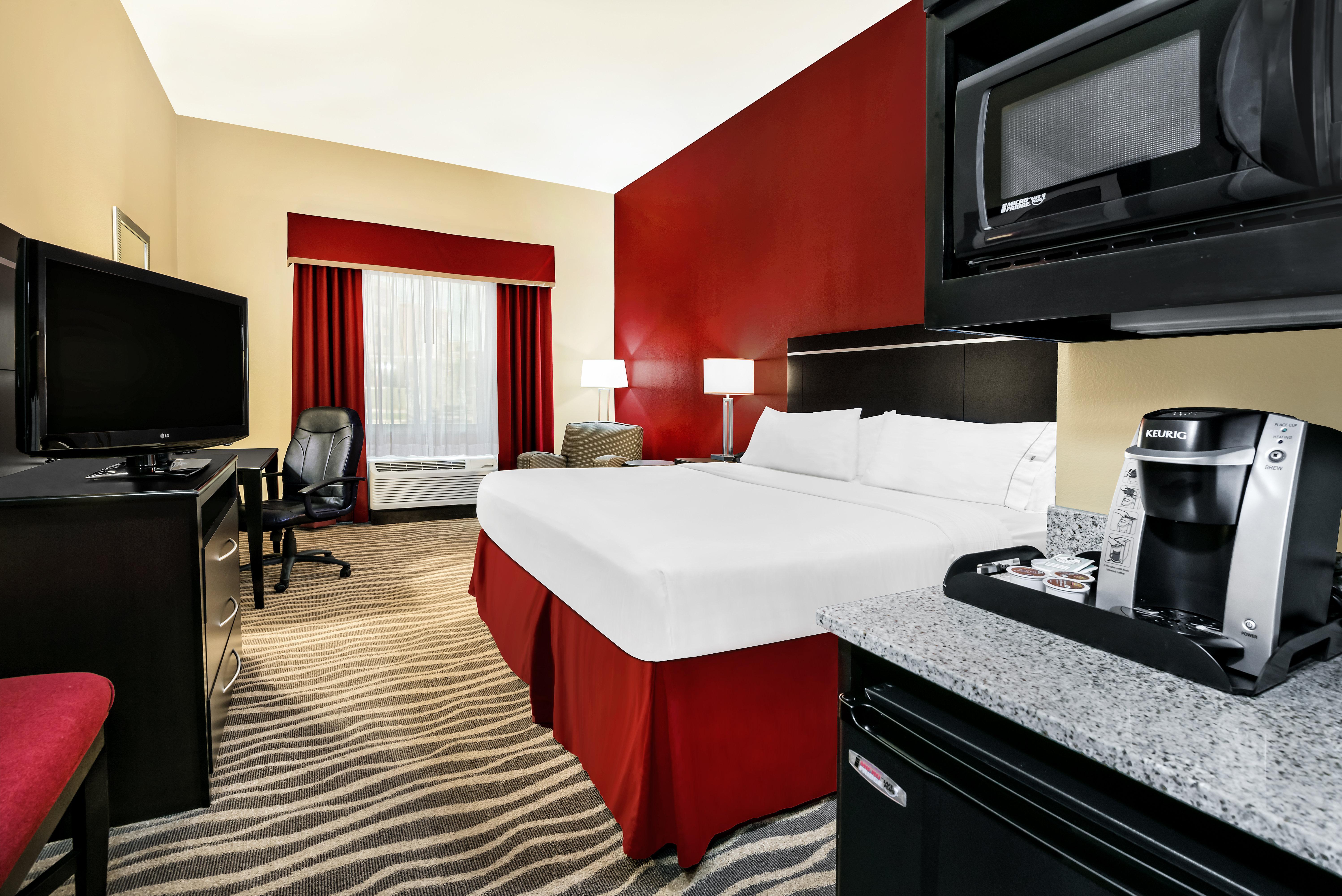 Hotel Express & By Ihg Cotulla